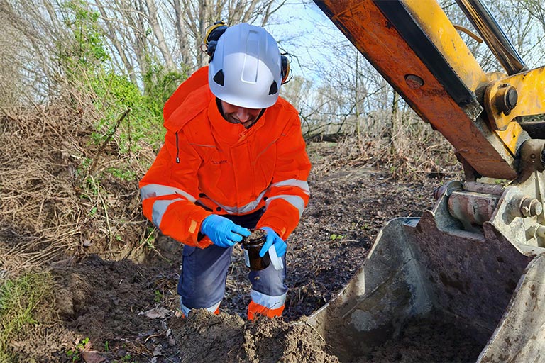 Image for: Suelo y Agua Subterránea